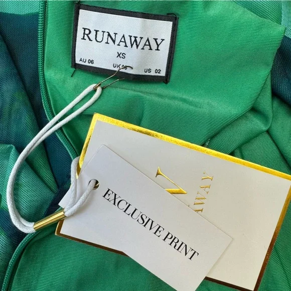 Runaway The Label Jordi Mini Dress Calista Floral Mesh -  threedaughtersproperties.com